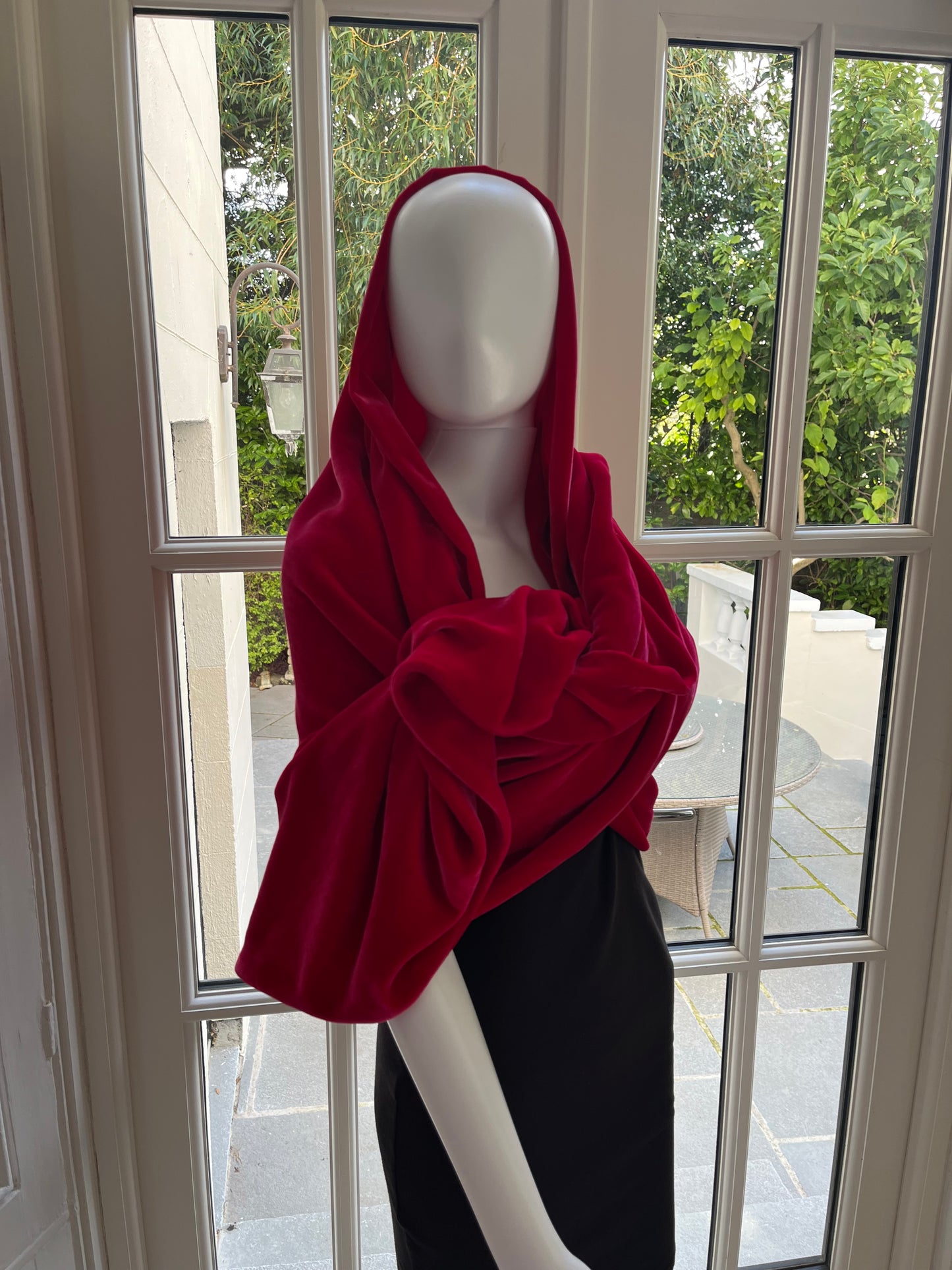 Pashmina silk velvet scarlet.