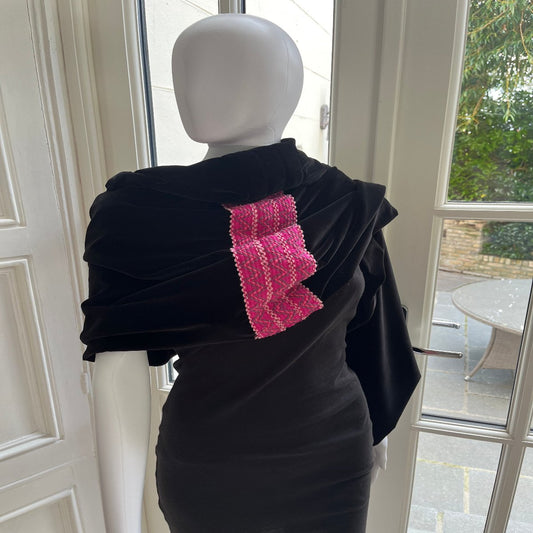 Pashmina soft velvet black with pink trim